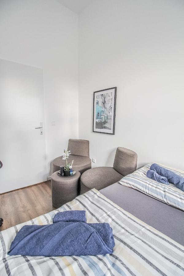 Superior Double Room Lv Wenen Buitenkant foto